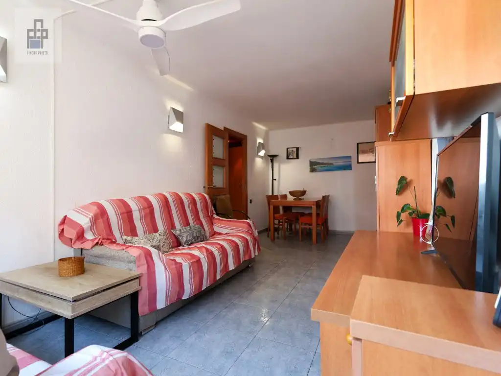 Living room of Flat for sale in Cornellà de Llobregat