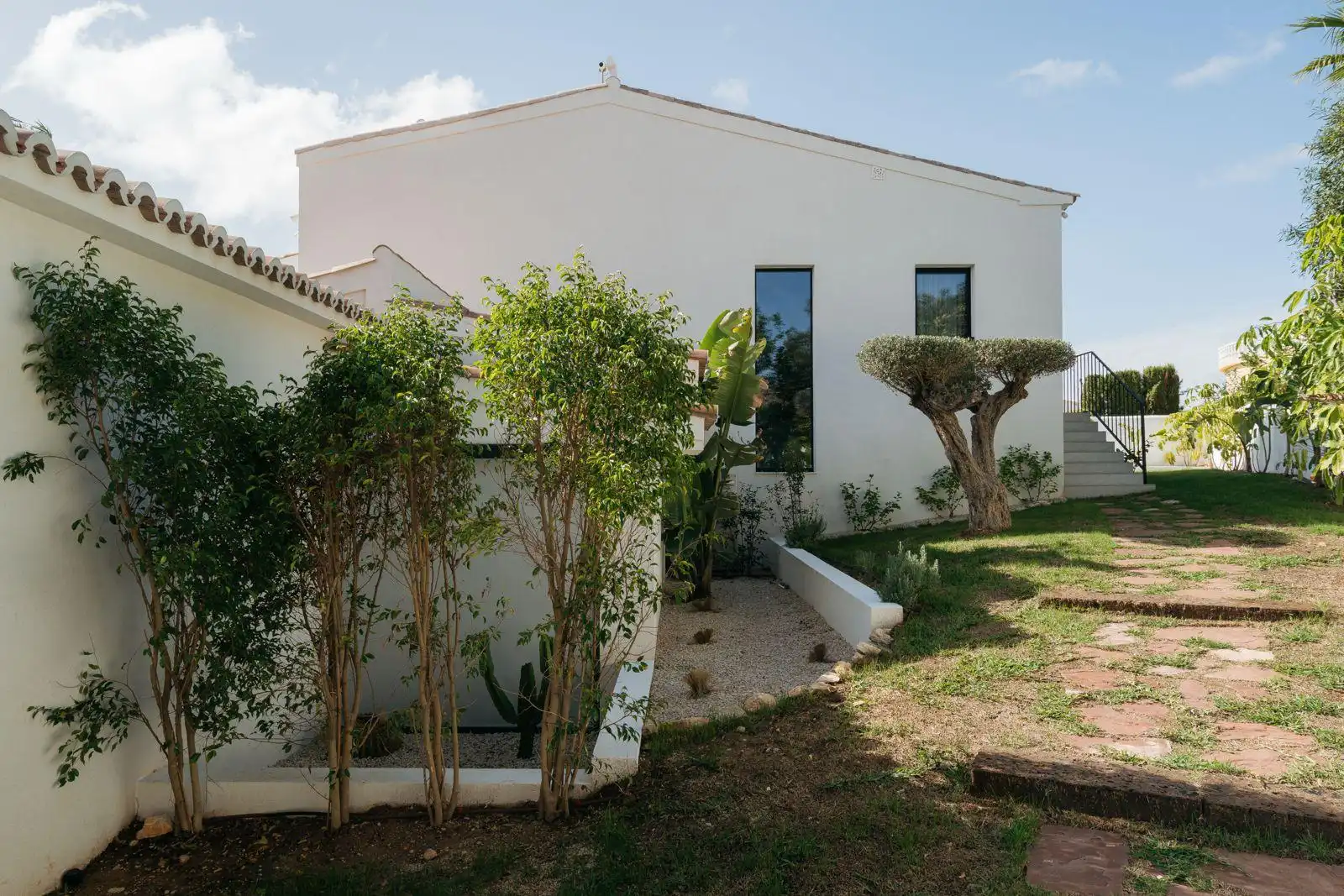 Vista exterior de Casa o xalet en venda en Benitachell / El Poble Nou de Benitatxell amb Aire condicionat, Jardí privat i Traster