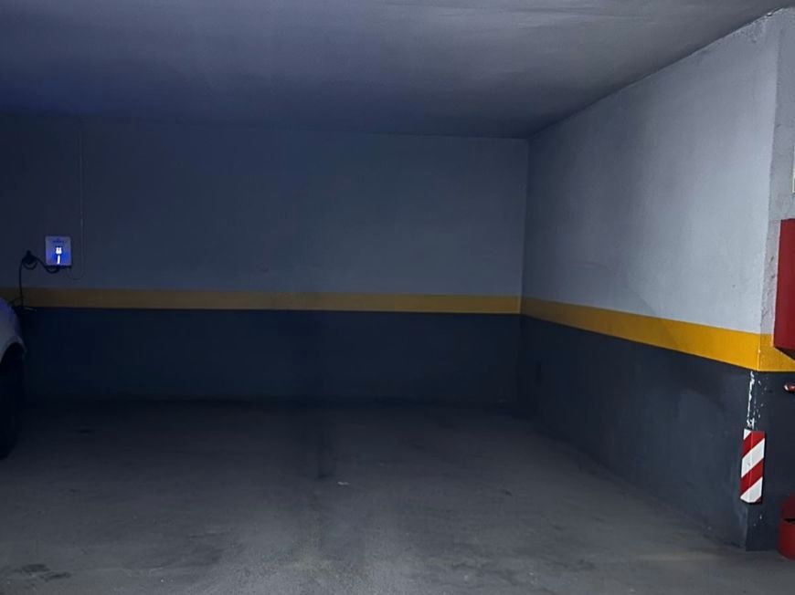 Garage zum Verkauf in Calle del Cerro Negro, 2, Adelfas