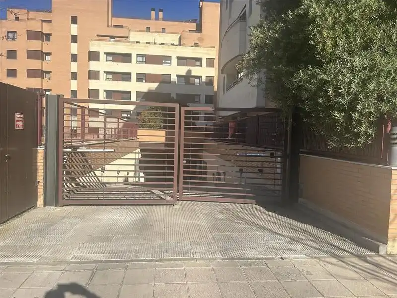 Einzelparkplatz zum Verkauf in VIAJE DE AGUAS