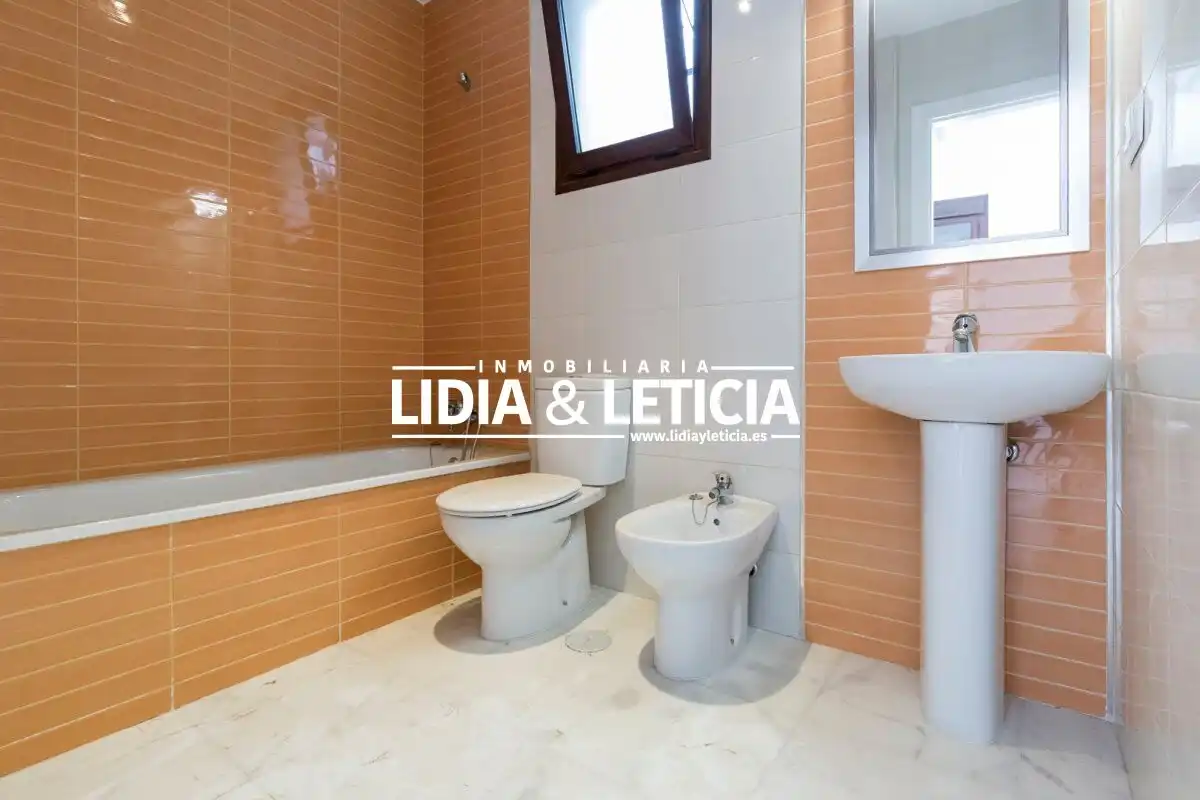 Flat with terrace for sale in Centro, imagen 6