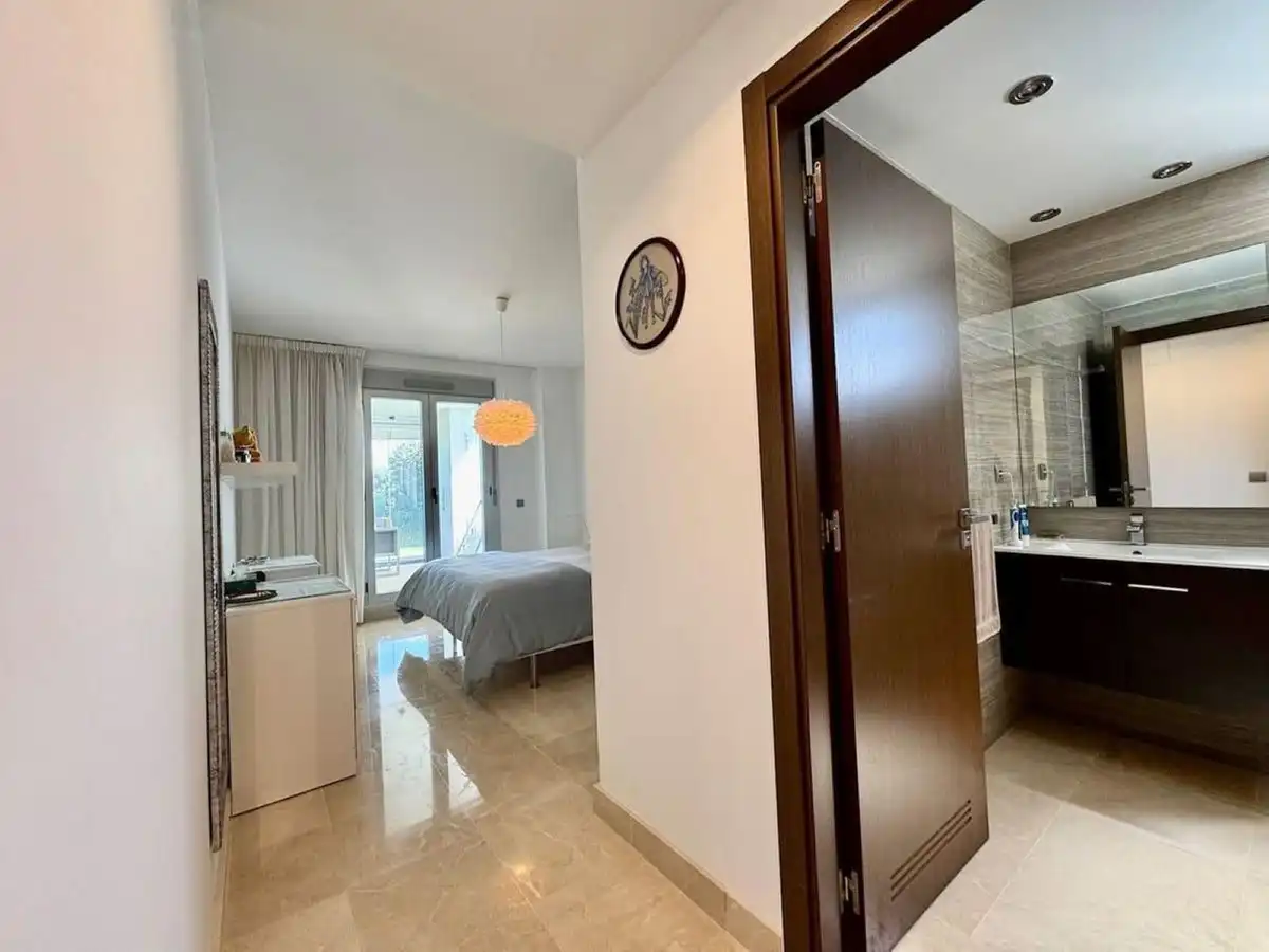 Habitación de Planta baja de alquiler en Ojén con Aire acondicionado, Jardín privado y Terraza