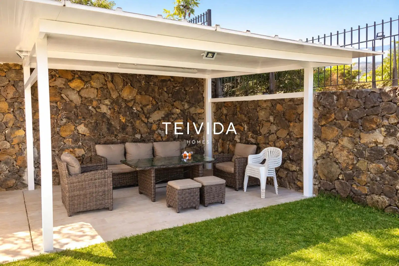 Terrace of Houses for rent in La Orotava  with Storage room, Swimming Pool and Furnished