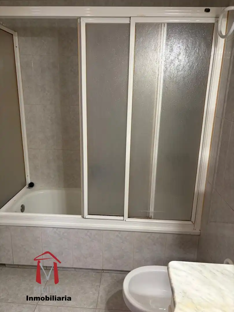 Piso con ascensor en venta en Zona de la Vega, imagen 19