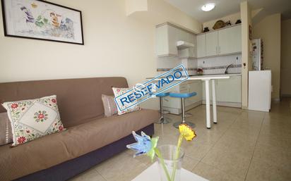 Living room of Flat for sale in  Santa Cruz de Tenerife Capital  with Terrace and Storage room