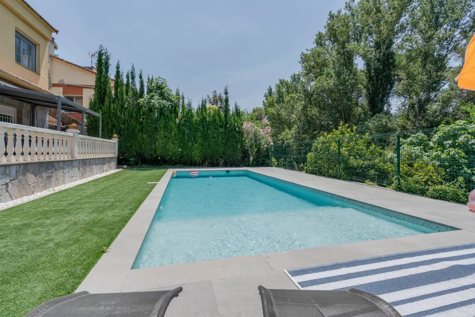 Xalet amb piscina en venda a Carrer de les Roselles, imagen 2