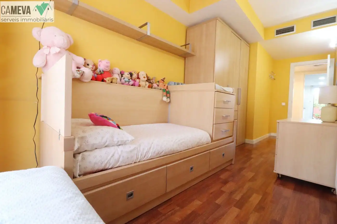 Schlafzimmer von Wohnung zum Verkauf in Barberà del Vallès mit Klimaanlage, Heizung und Privatgarten