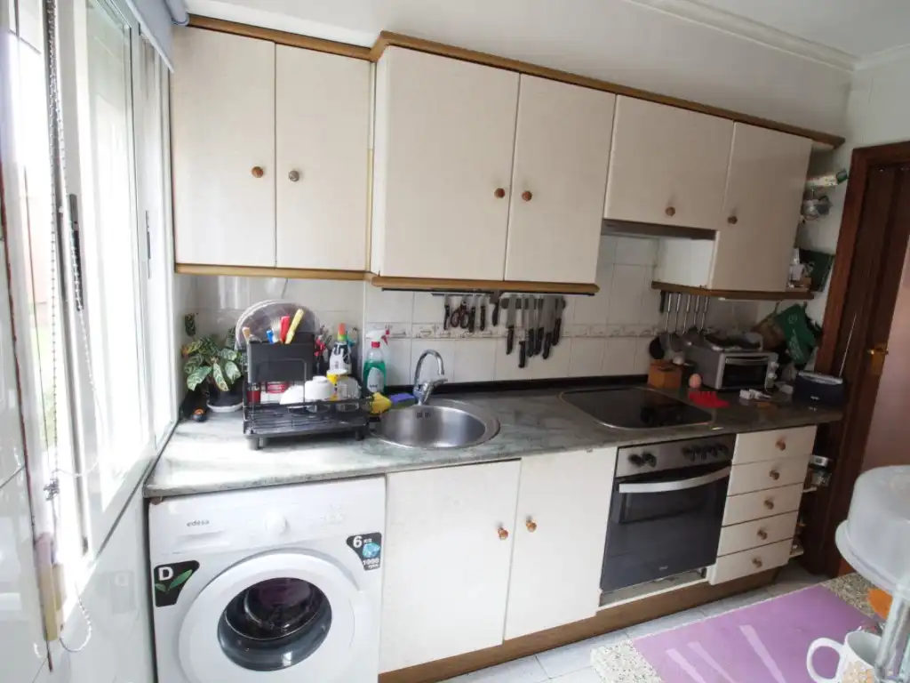 Flat with lift for sale in Avenida Ulia, imagen 6