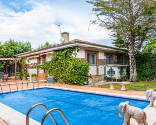 Jardí de Casa o xalet en venda en Valdemorillo amb Terrassa