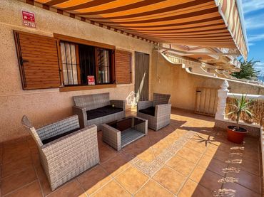 Reihenhaus mit Balkon zur Miete in Torre de la Horadada
