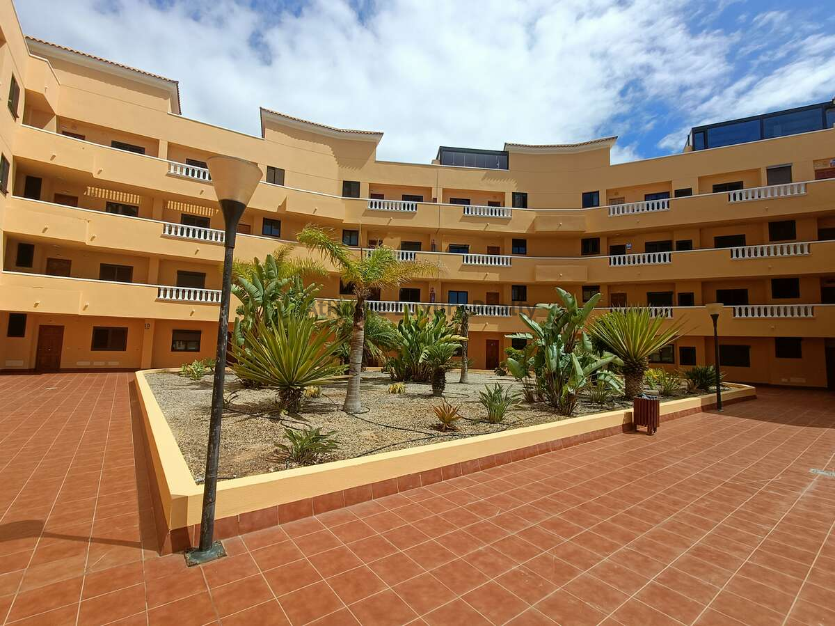 Exterior view of Flat for sale in Granadilla de Abona  with Terrace, Furnished and Balcony