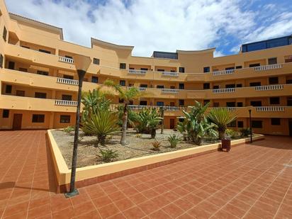 Vista exterior de Pis en venda en Granadilla de Abona amb Terrassa, Moblat i Balcó