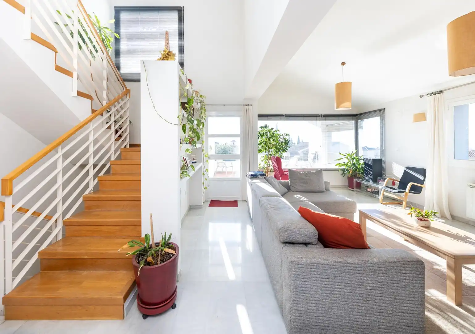 Sala de estar de Casa o chalet en venta en Cájar con Calefacción, Piscina y Alarma
