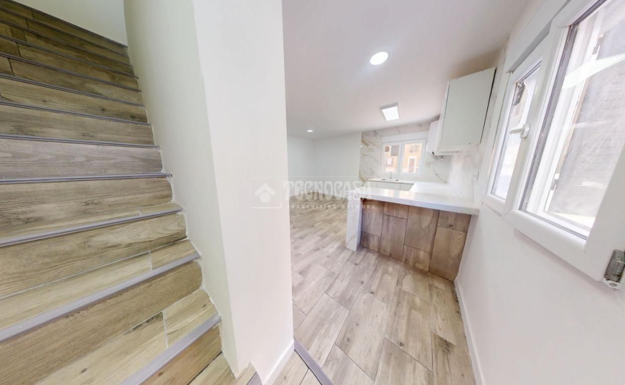 Casa adosada de lloguer en Torrelaguna