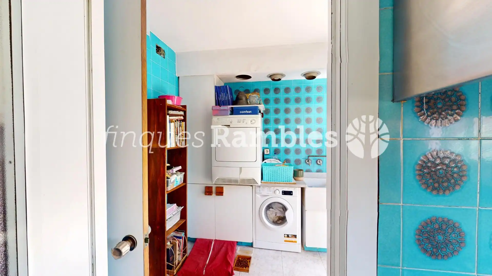 Cuina de Casa o xalet en venda en El Poble Sec