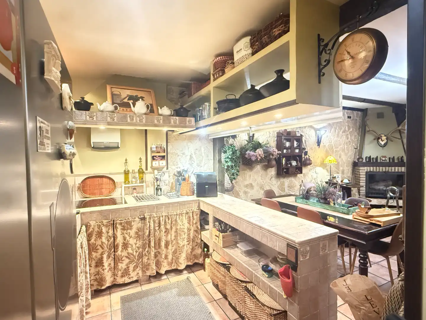 Kitchen of Houses for sale in Alcalá de Henares  with Air Conditioner, Heating and Private garden