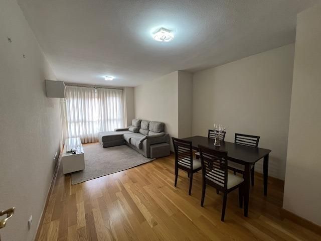 Apartamento de alquiler en Ronda Sur