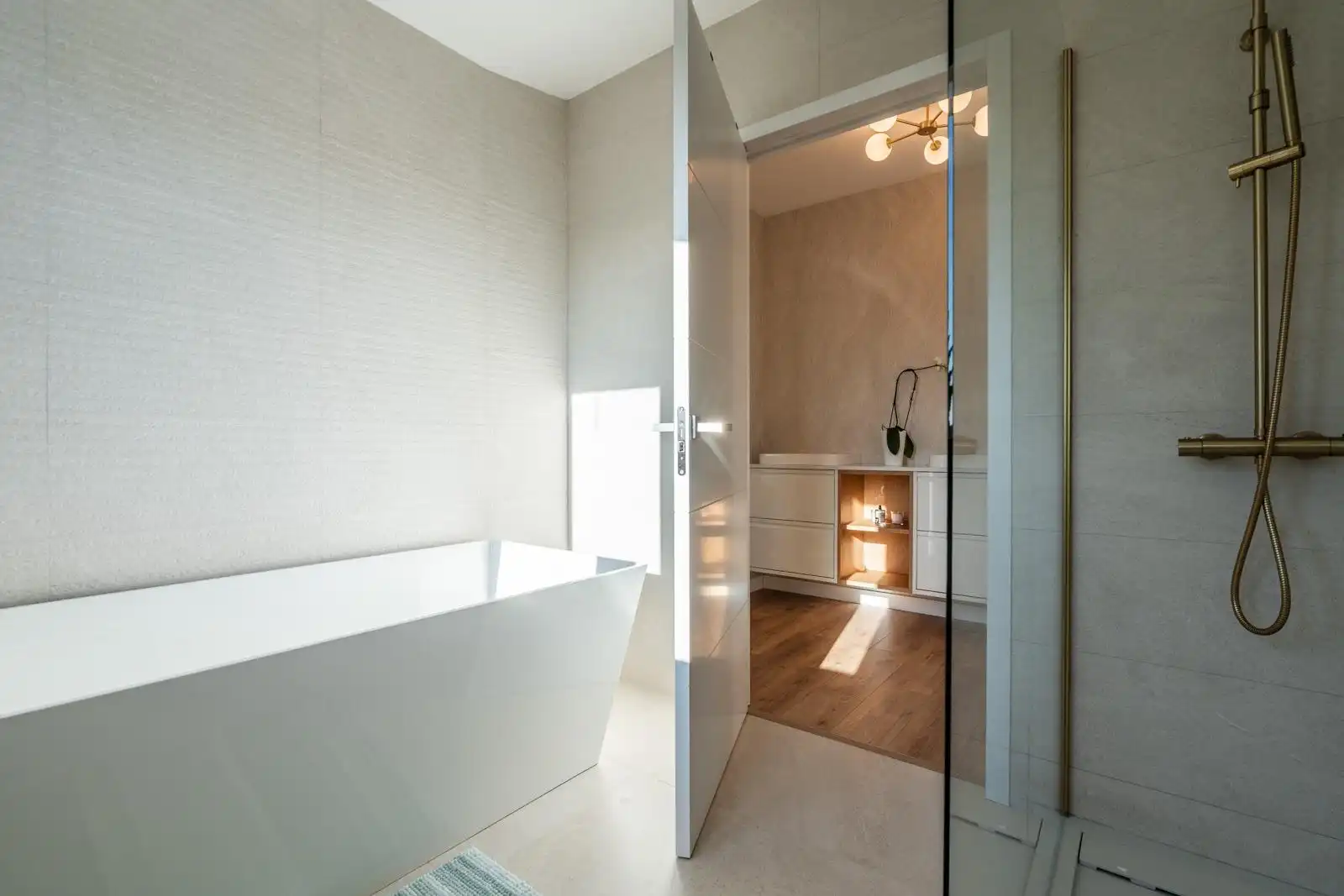Baño de Casa o chalet en venta en Las Rozas de Madrid con Aire acondicionado, Calefacción y Jardín privado