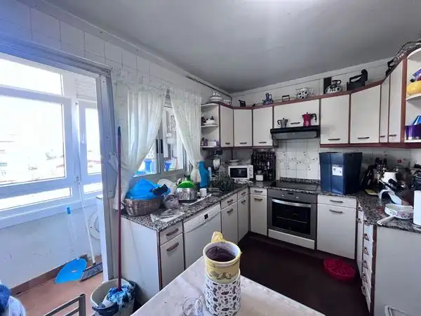 Kitchen of Flat for sale in Vigo   with Heating, Parquet flooring and Storage room
