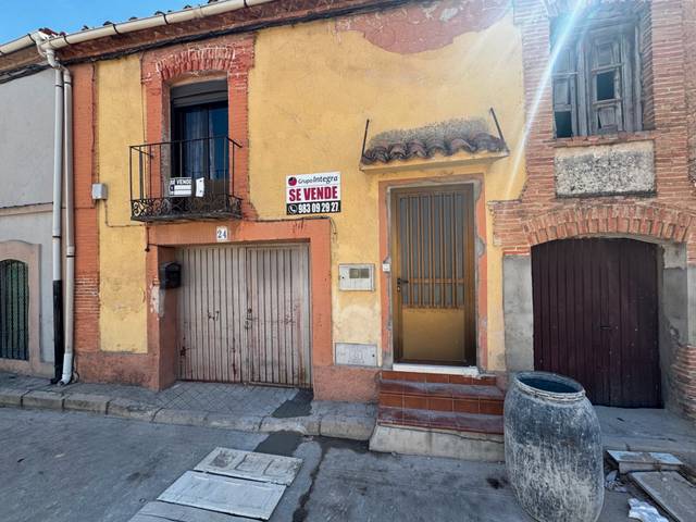 Finca rústica en Venta en Navalmanzano
