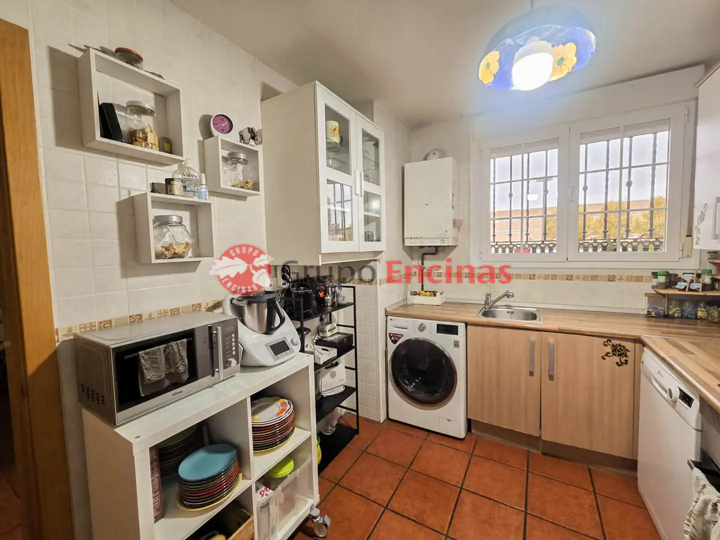 Cocina de Casa o chalet en venta en Parla con Aire acondicionado, Calefacción y Jardín privado