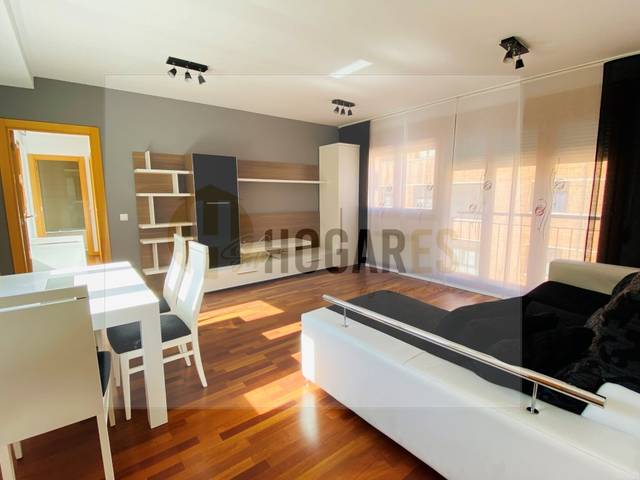 Piso en Alquiler en JOSE LUIS ARGENTE OLIVER, 2 en Centro