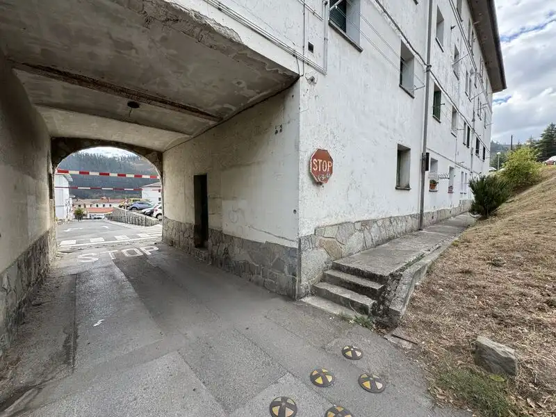 Local comercial en venda a Legazpi, imagen 2