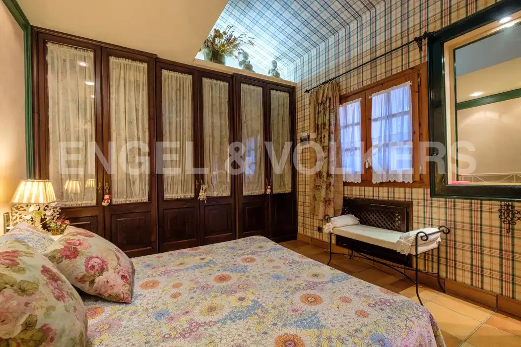 Dormitori de Casa o xalet en venda en Balaguer amb Jardí privat, Parquet i Piscina