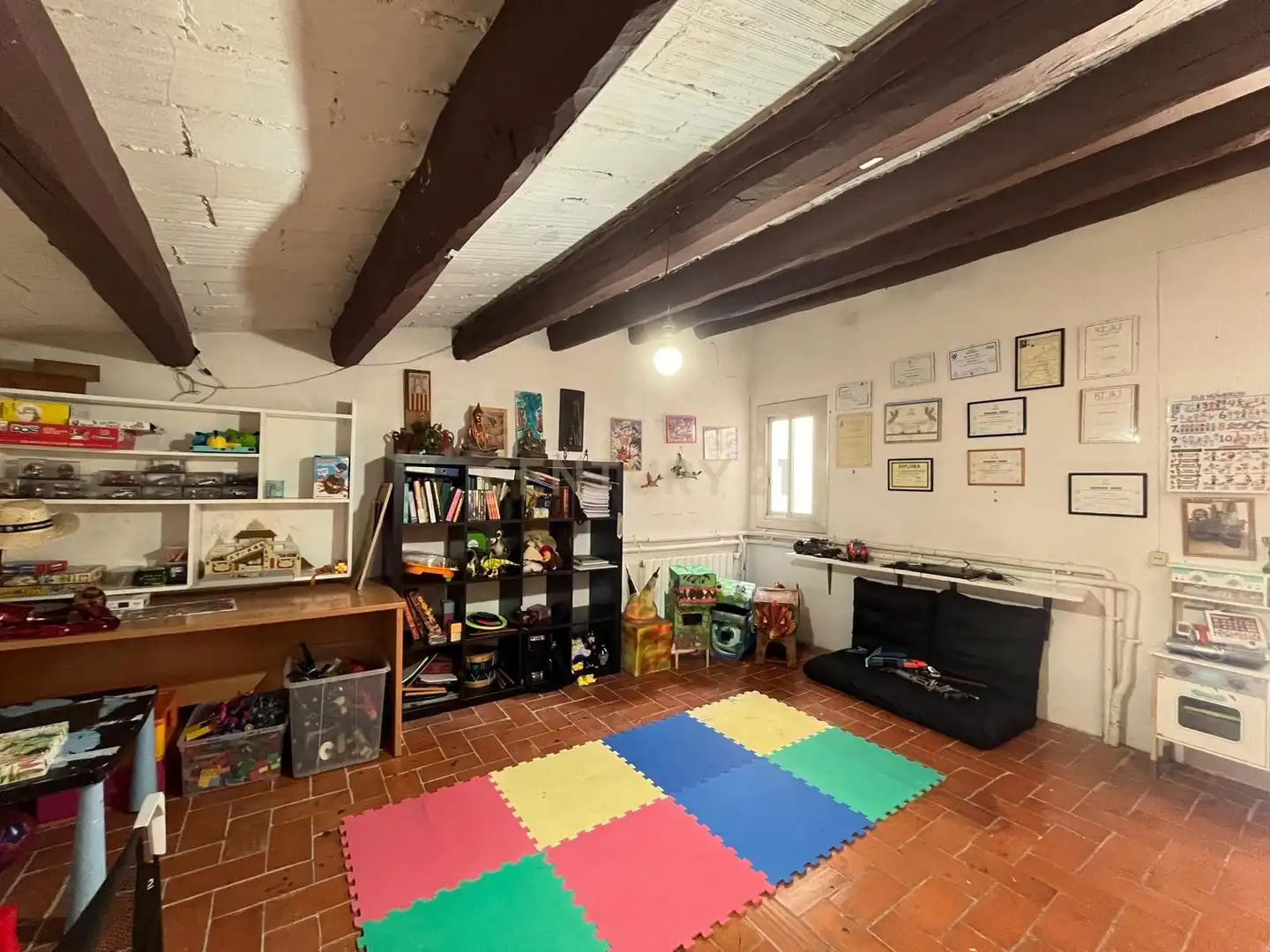 Detached homes for sale in Vilanova i la Geltrú  with Storage room, Oven and Balcony
