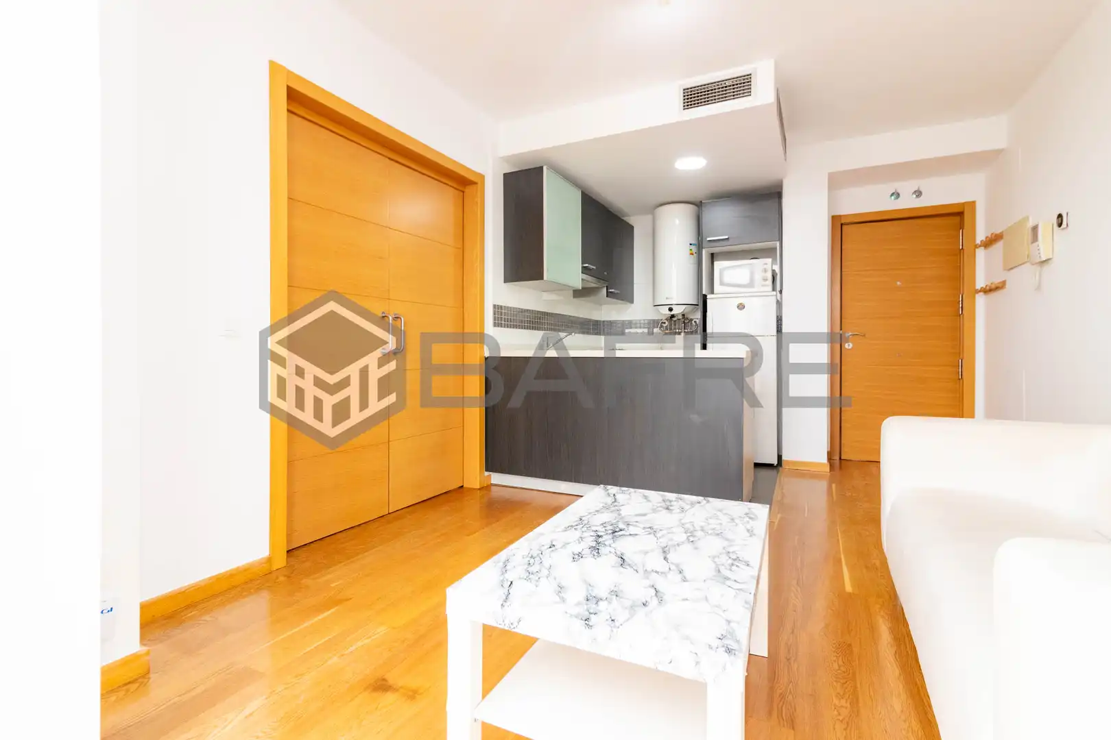Vista exterior de Piso en venta en  Madrid Capital con Aire acondicionado y Piscina