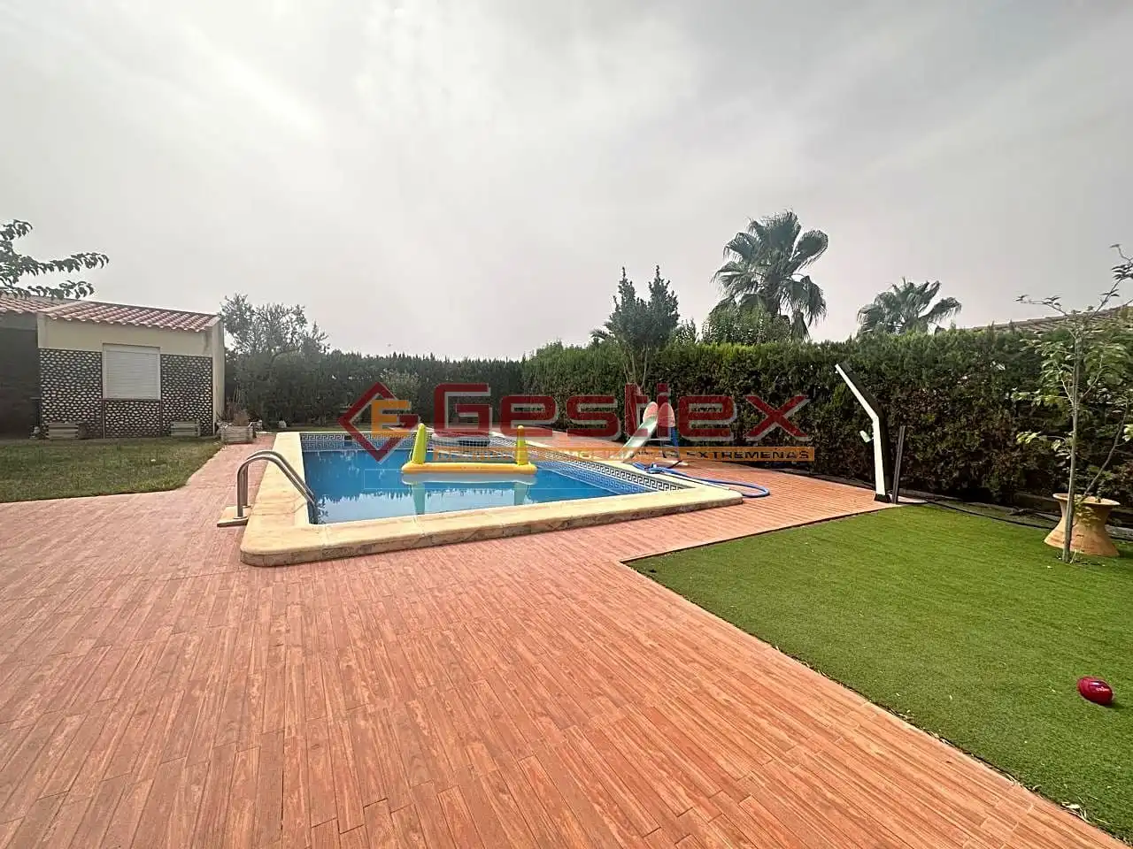Houses for sale in Lobón, Almendralejo