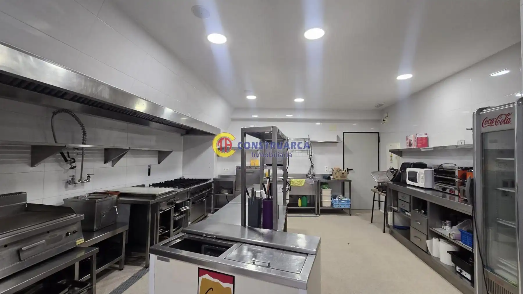 Kitchen of Buildings for sale in La Pueblanueva
