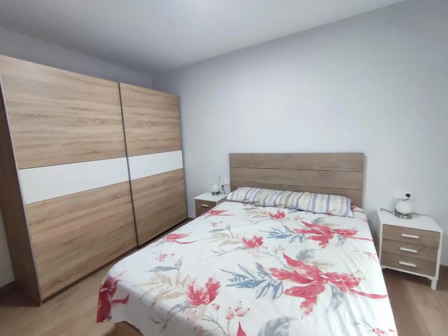Dormitori de Casa o xalet en venda en Castellón de la Plana / Castelló de la Plana amb Aire condicionat, Terrassa i Traster