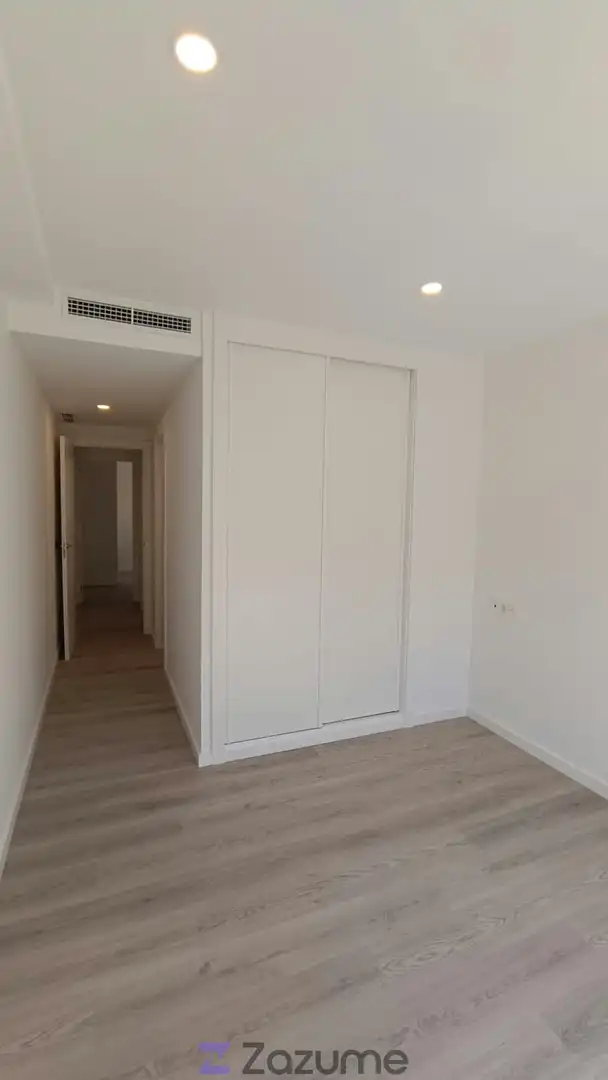 Habitación de Piso de alquiler en Benalmádena con Aire acondicionado, Parquet y Terraza