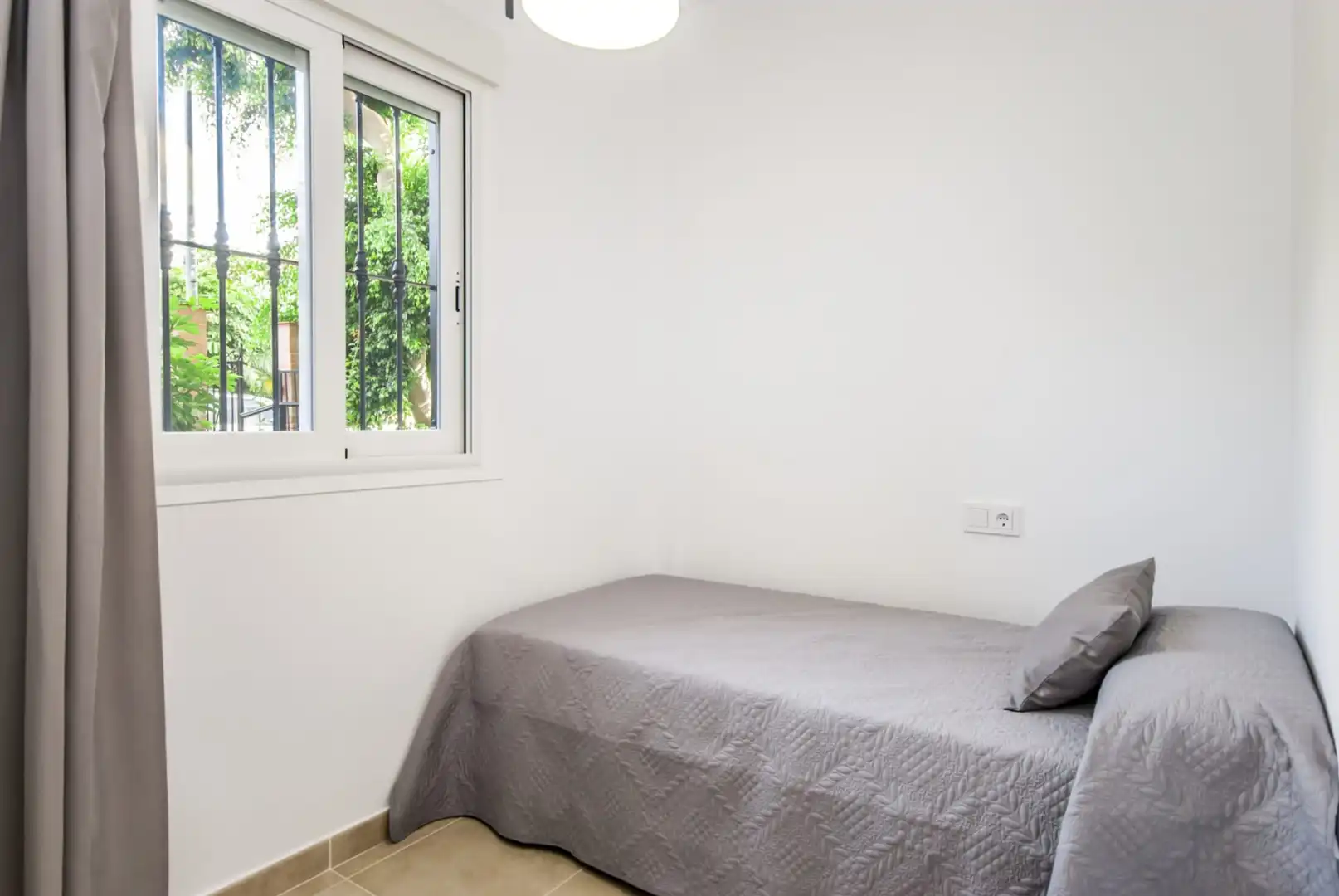 Flat with pool for sale in Avenida Nuestro Padre Jesús Cautivo 32, imagen 5