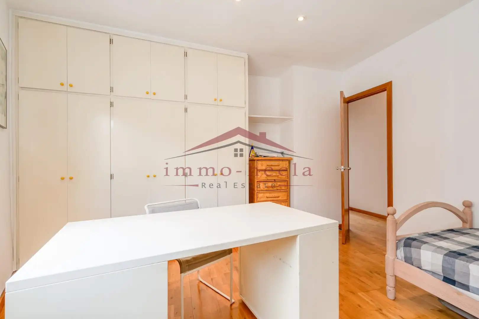 Schlafzimmer von Einfamilien-Reihenhaus zum Verkauf in Vilanova del Camí mit Heizung, Terrasse und Abstellraum