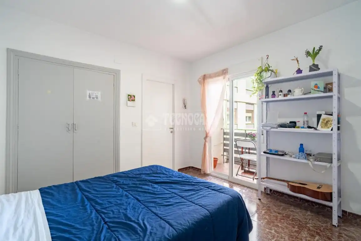 Habitación de Piso en venta en Granada