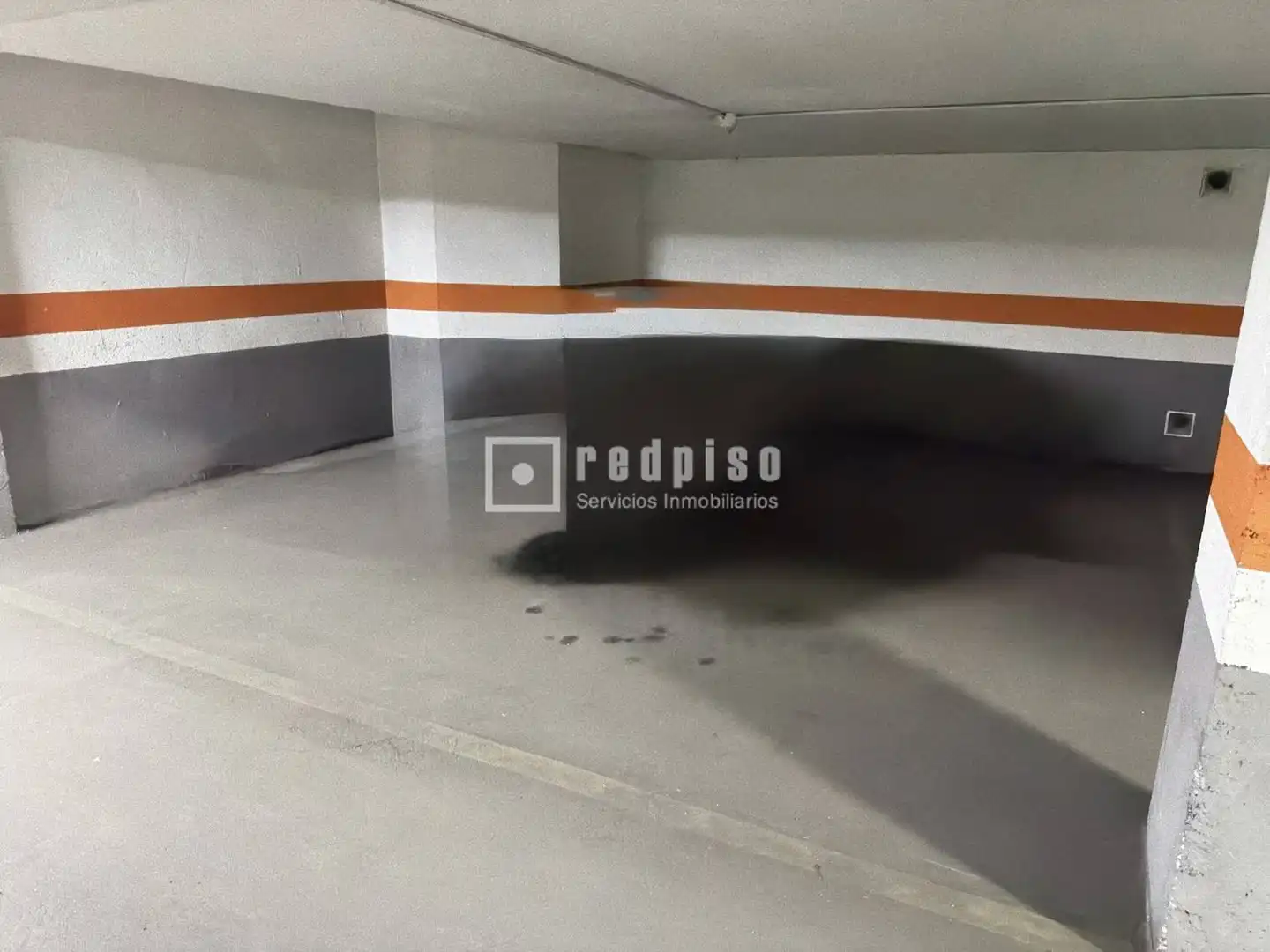 Aparcament de Pis en venda en Madrid amb Aire condicionat, Calefacció i Jardí privat