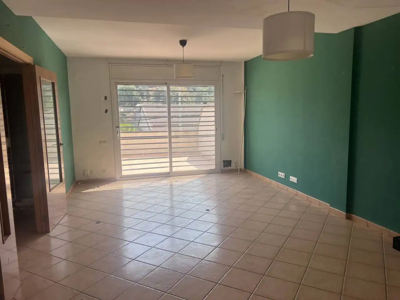 Sala d'estar de Casa adosada en venda en Sentmenat amb Terrassa i Balcó