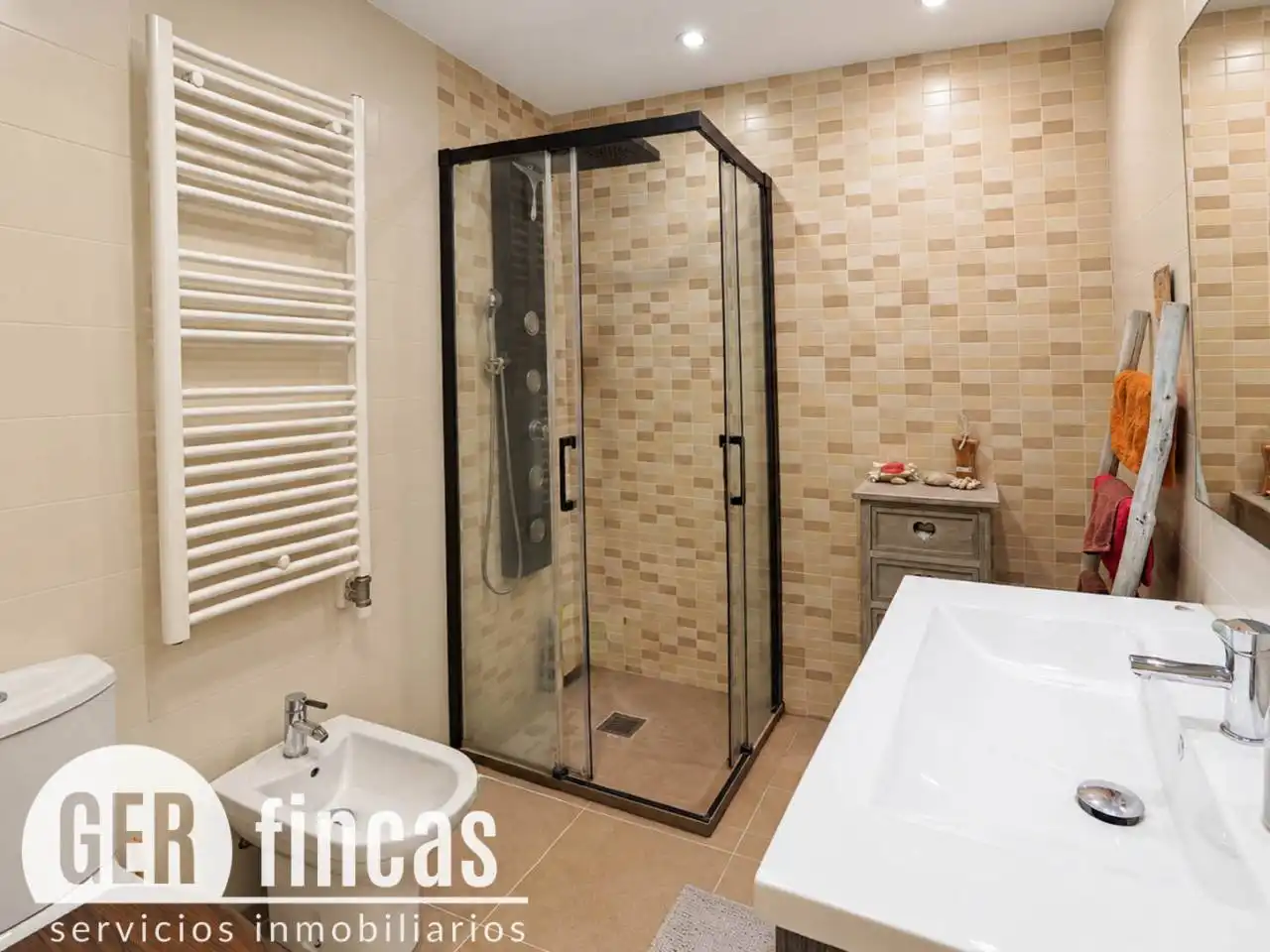 Baño de Piso en venta en Terrassa con Aire acondicionado, Calefacción y Parquet