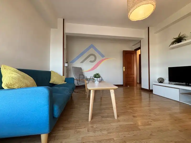 Flat with terrace to rent in Calle Marqués de la Hermida, imagen 4