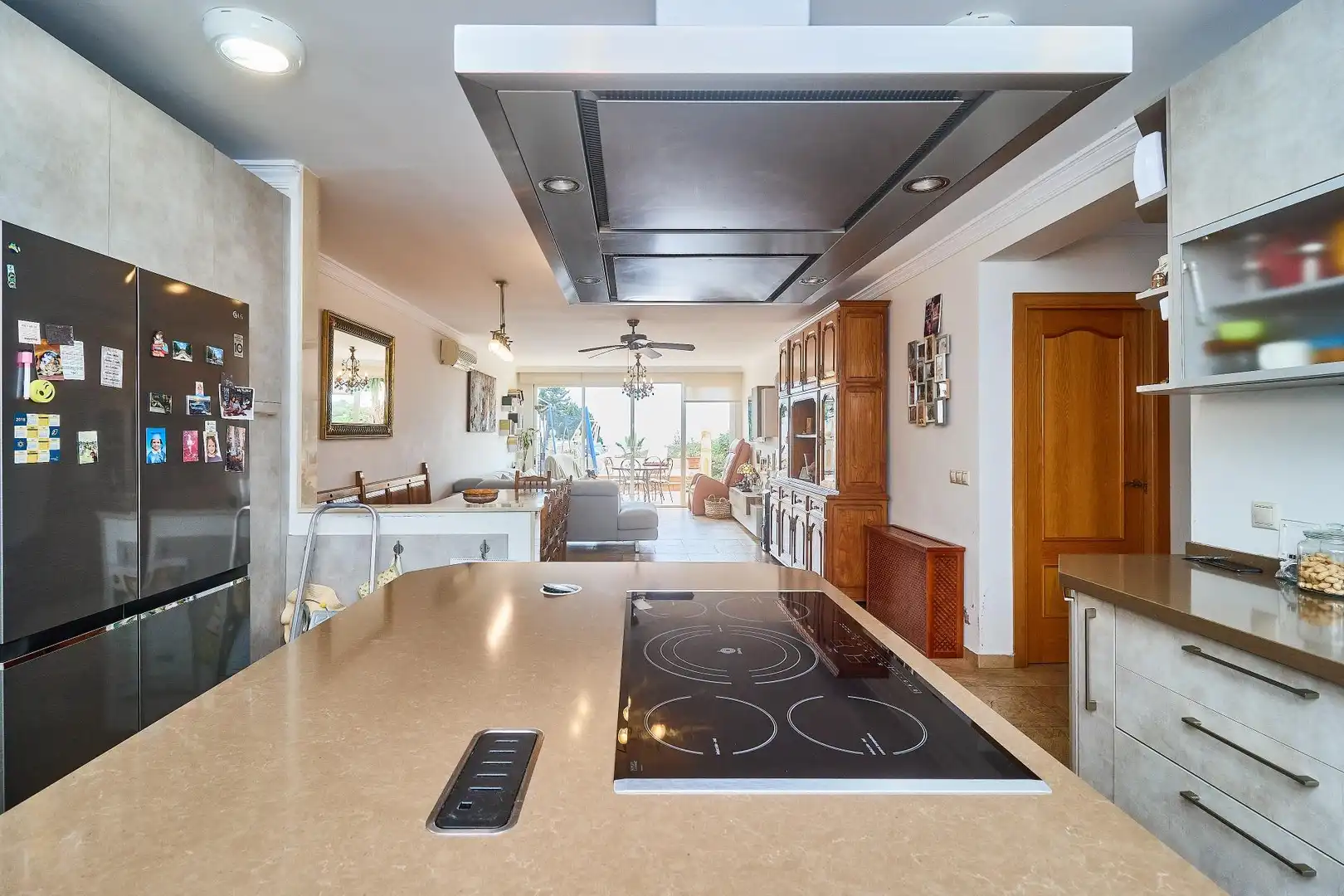 Chalet con piscina en venta en El Faro de Calaburra - Chaparral, imagen 15