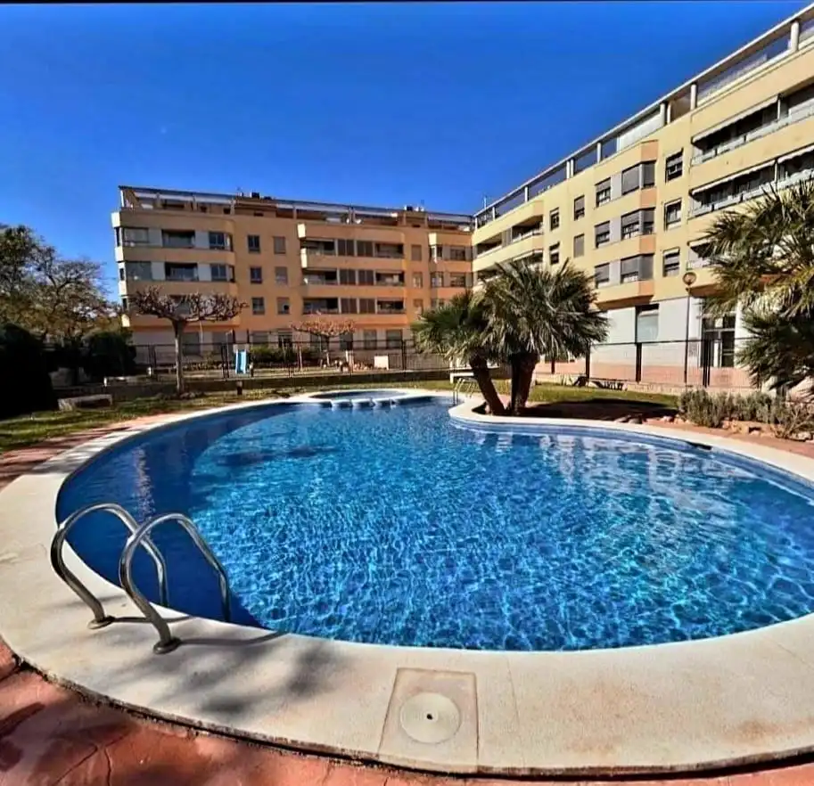 Piscina de Pis en venda en Torrent amb Piscina comunitària