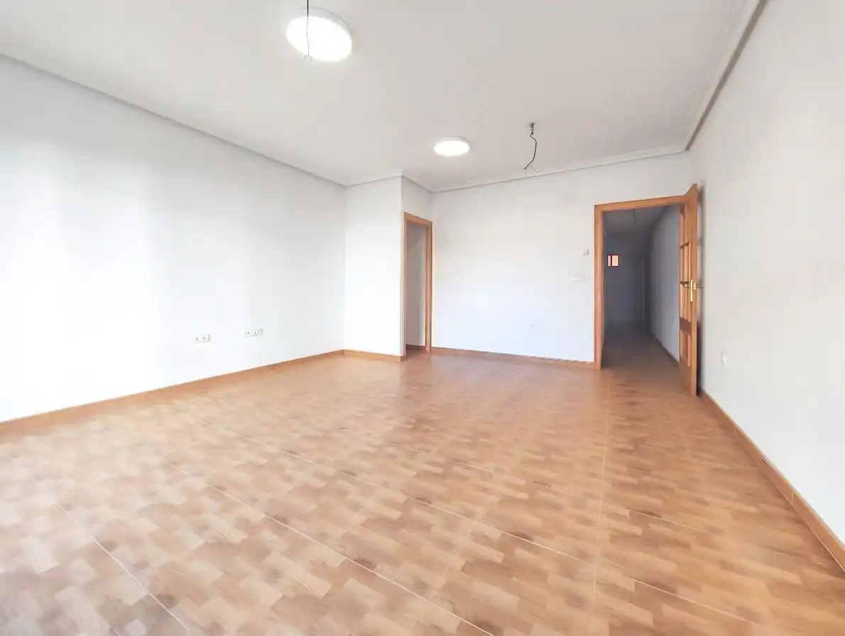 Sala de estar de Piso en venta en Puertollano con Calefacción, Terraza y Balcón