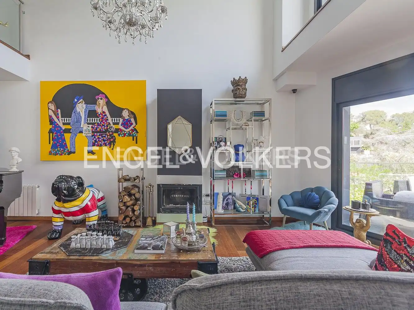 Sala d'estar de Casa o xalet en venda en Sant Cugat del Vallès amb Calefacció, Jardí privat i Parquet