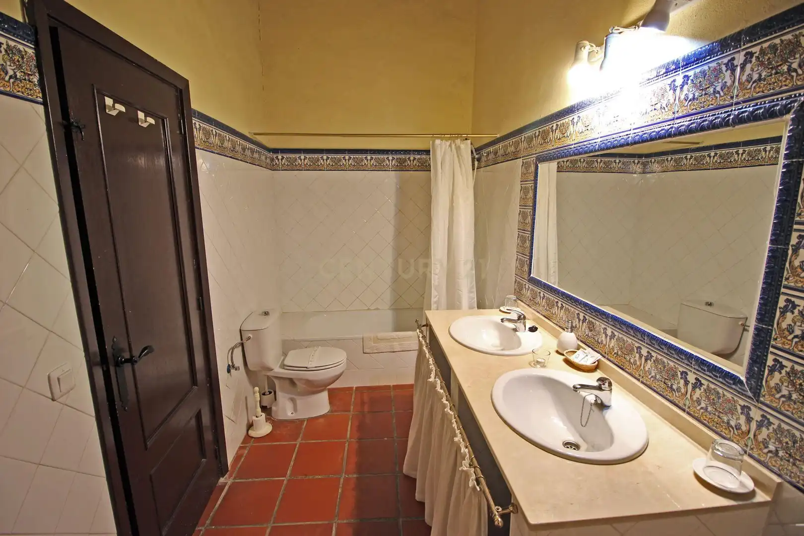Badezimmer von Gebäude zum Verkauf in Brozas
