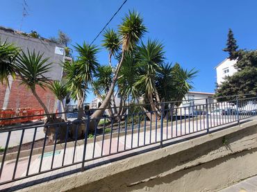 Casa amb balcó en venda a Calella