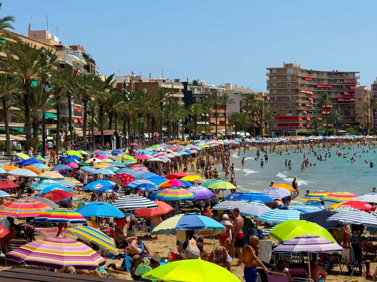 Vista exterior de Pis en venda en Torrevieja amb Aire condicionat, Calefacció i Terrassa
