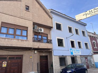 Flat with lift for sale in Calle Ferrocarril