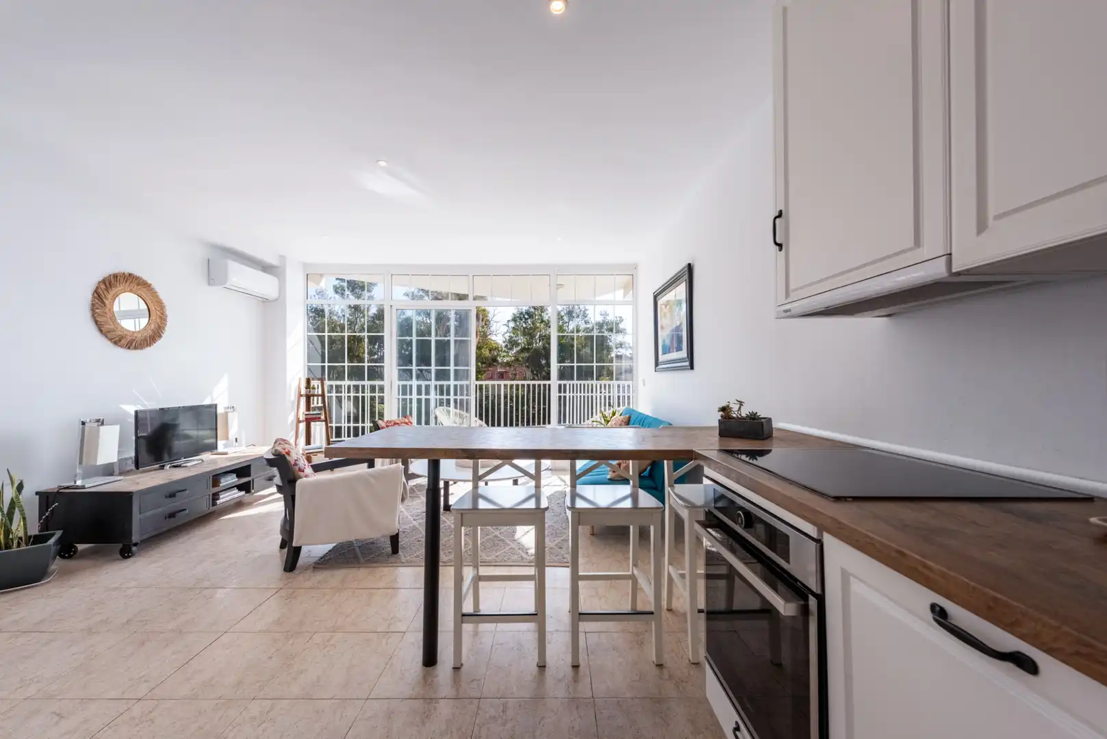 Cuina de Apartament en venda en Marbella amb Aire condicionat, Terrassa i Moblat